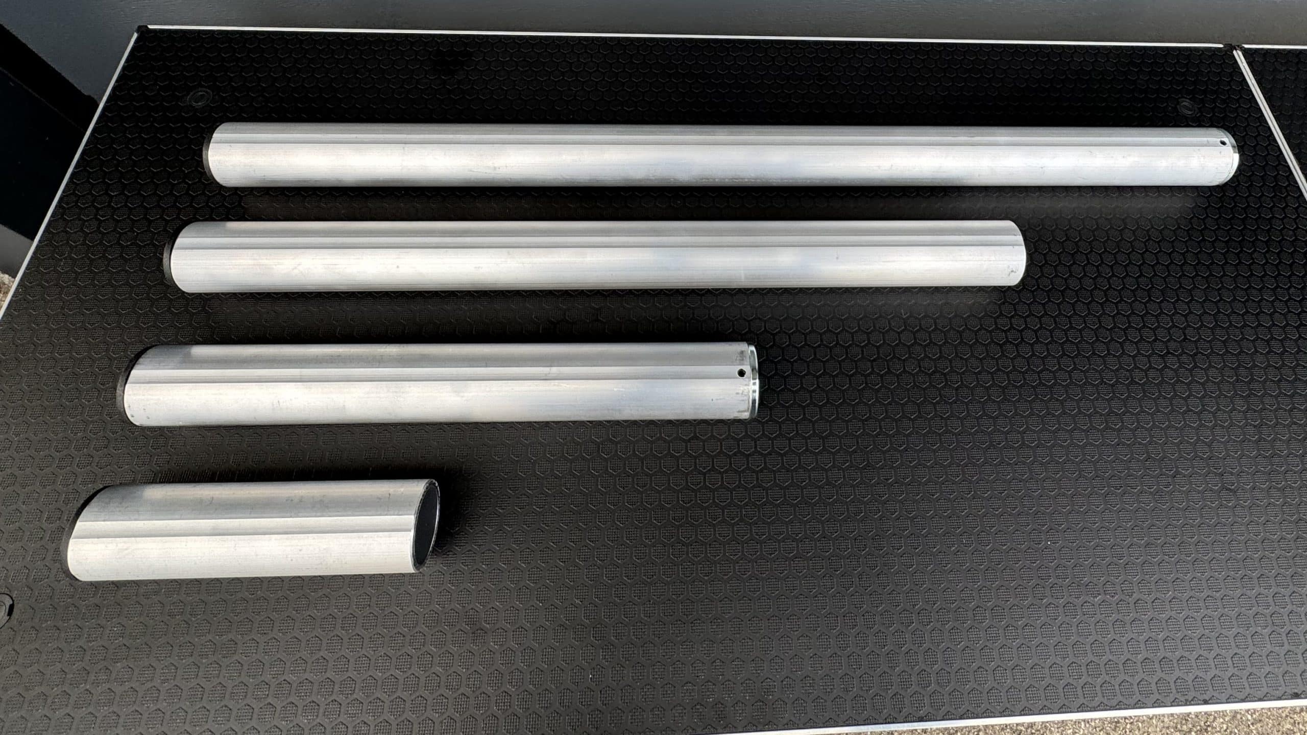 Cheap and approved aluminum legs for stages and grandstands. Round, so they&apos;re easy to install.